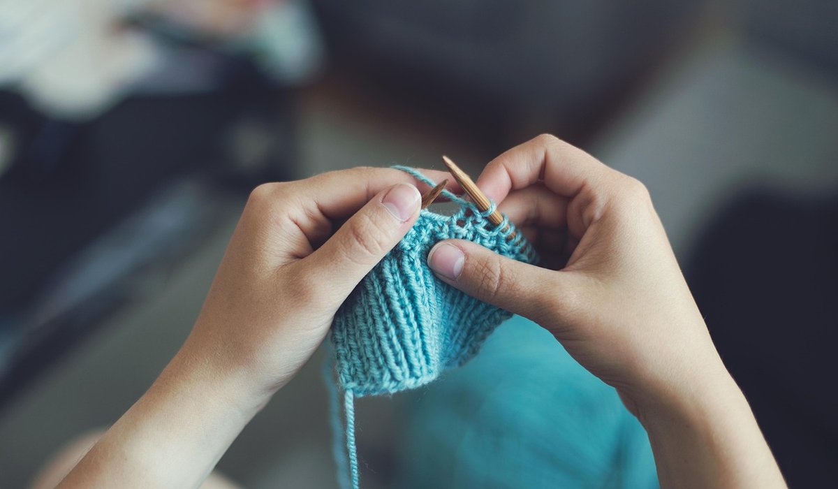 How to Choose the Right Yarn for Beginners